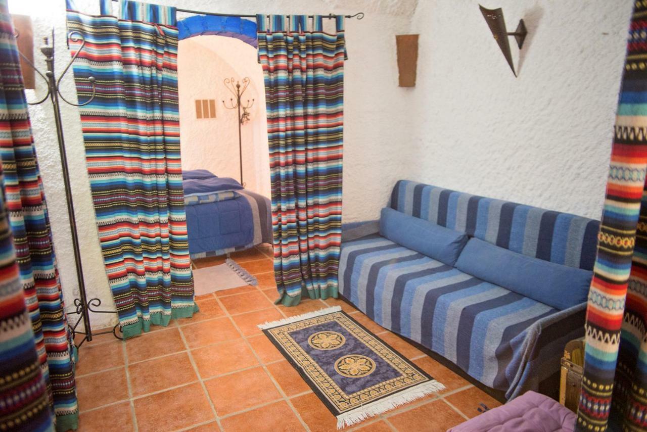 Cuevas De Rolando Pension Guadix Buitenkant foto